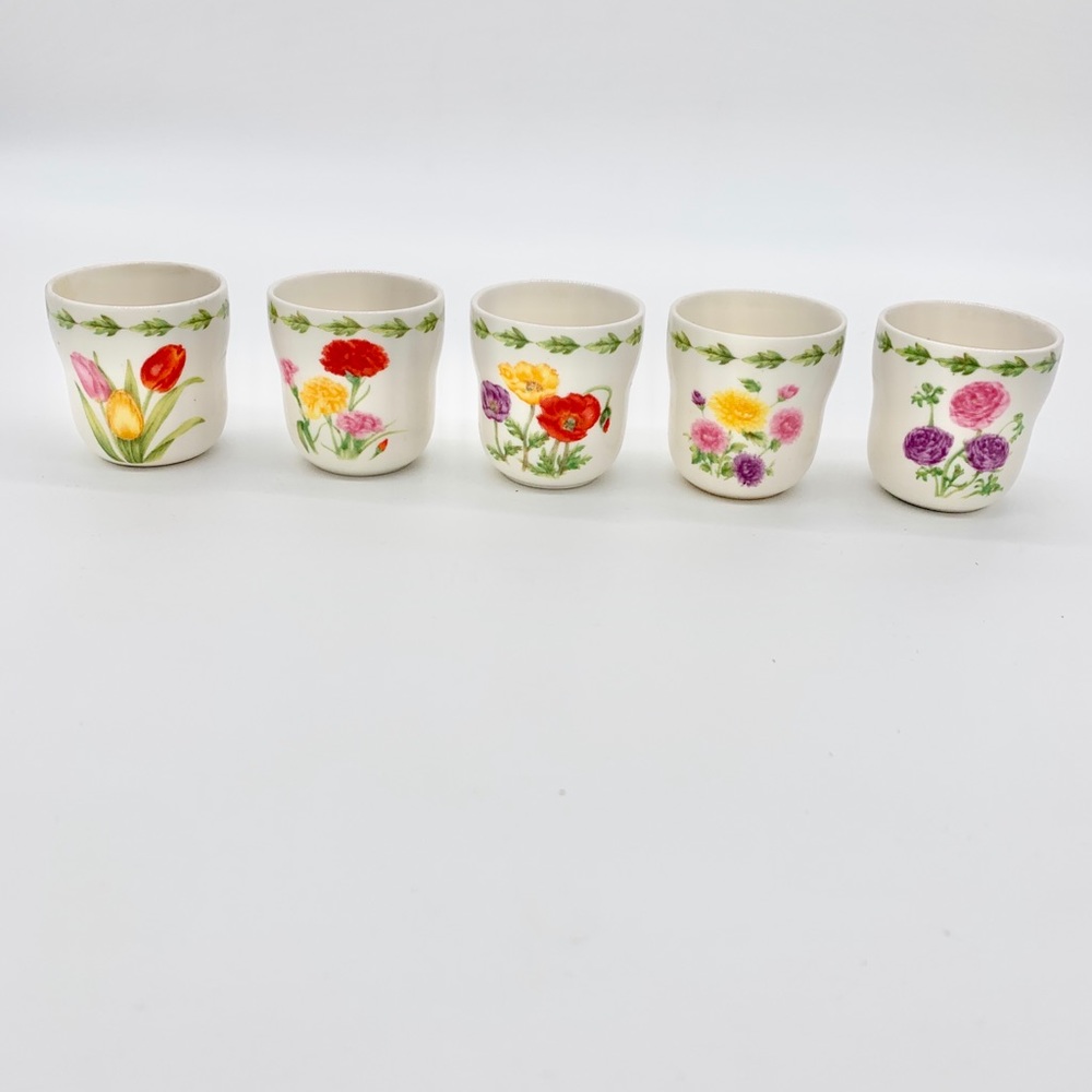5 vintage sake / shot  ceramic cups